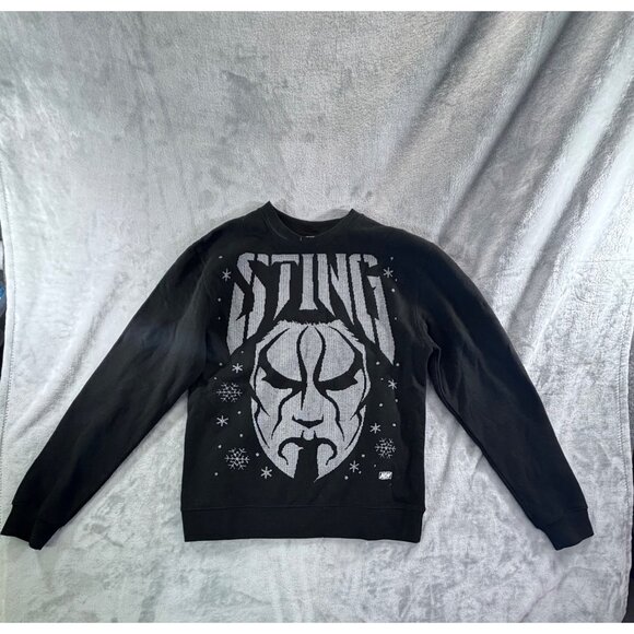 Sting  sweatshirt  adults small all elite AEW wrestling black and white sweaters - Picture 1 of 8